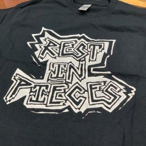 画像:   REST IN PIECES / zombie (t-shirt) 